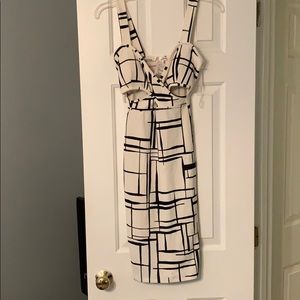 Sexy never worn midi dress